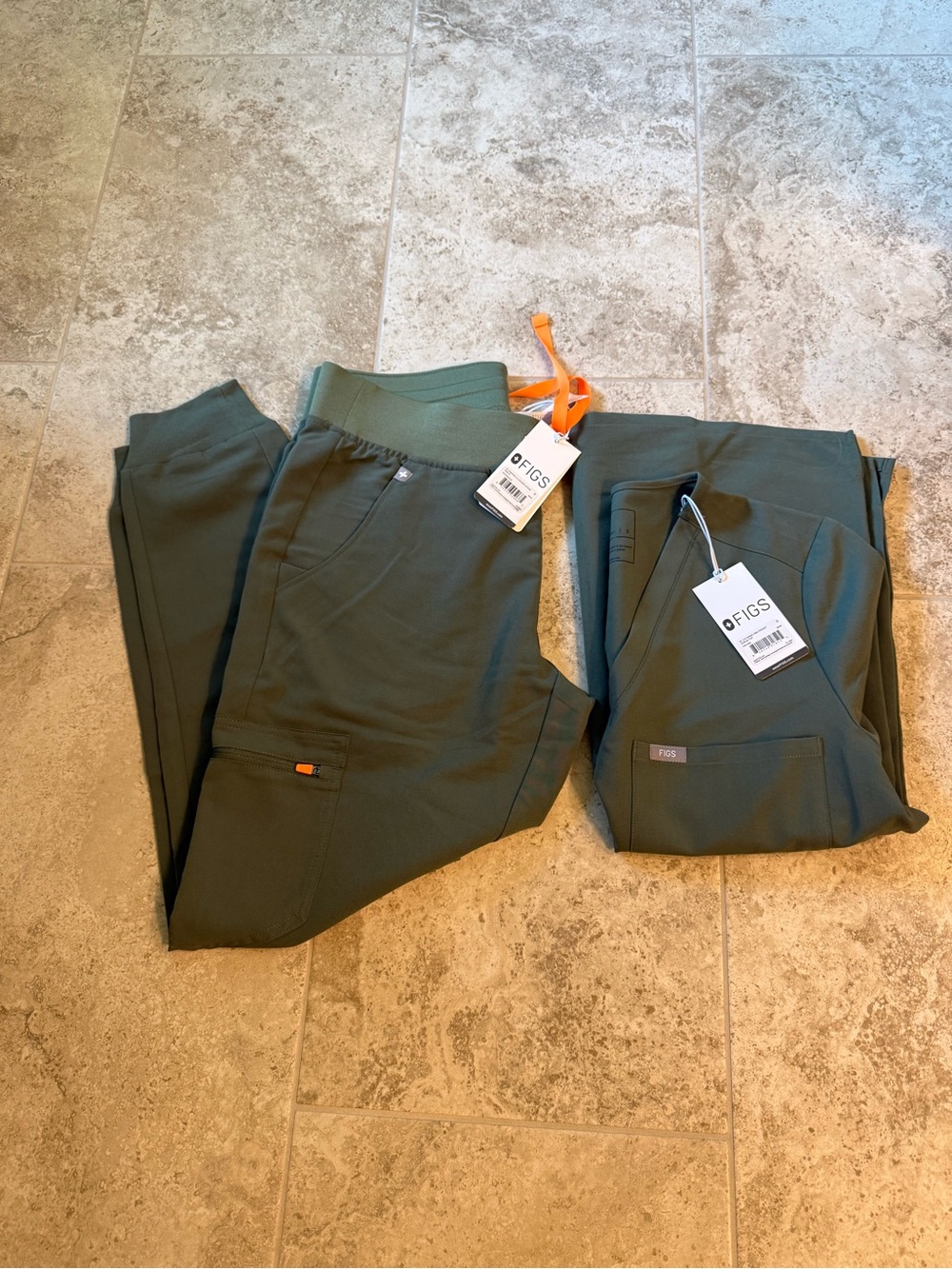 Figs, scrub set, moss. Size S